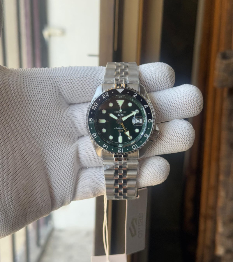SEIKO 5 SPORTS SKX GMT BI-COLOUR GREEN – SSK035K1