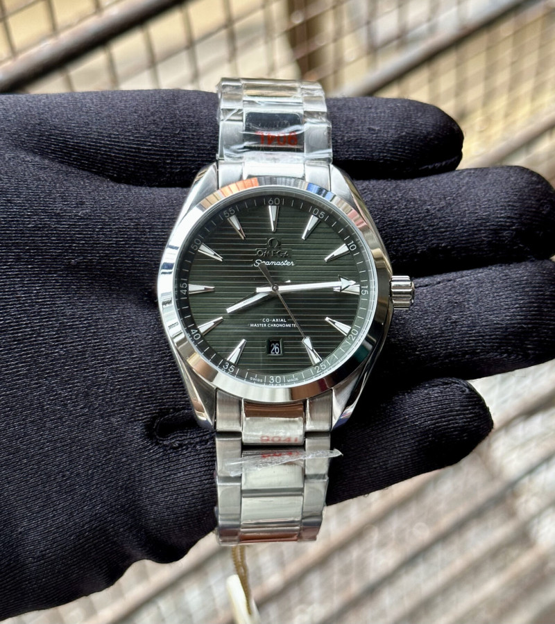 OMEGA AQUA TERRA 150M CO‑AXIAL MASTER CHRONOMETER SEMI-SWISS