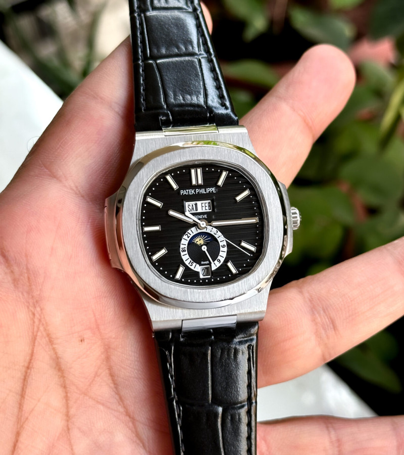 PATEK PHILIPPE NAUTILUS 5726A MOON BLACK
