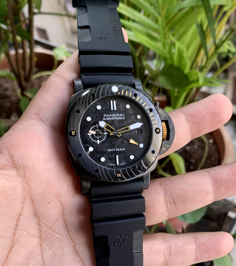 LUMINOR PANERAI SUBMERSIBLE NAVY SEALS PAM01324