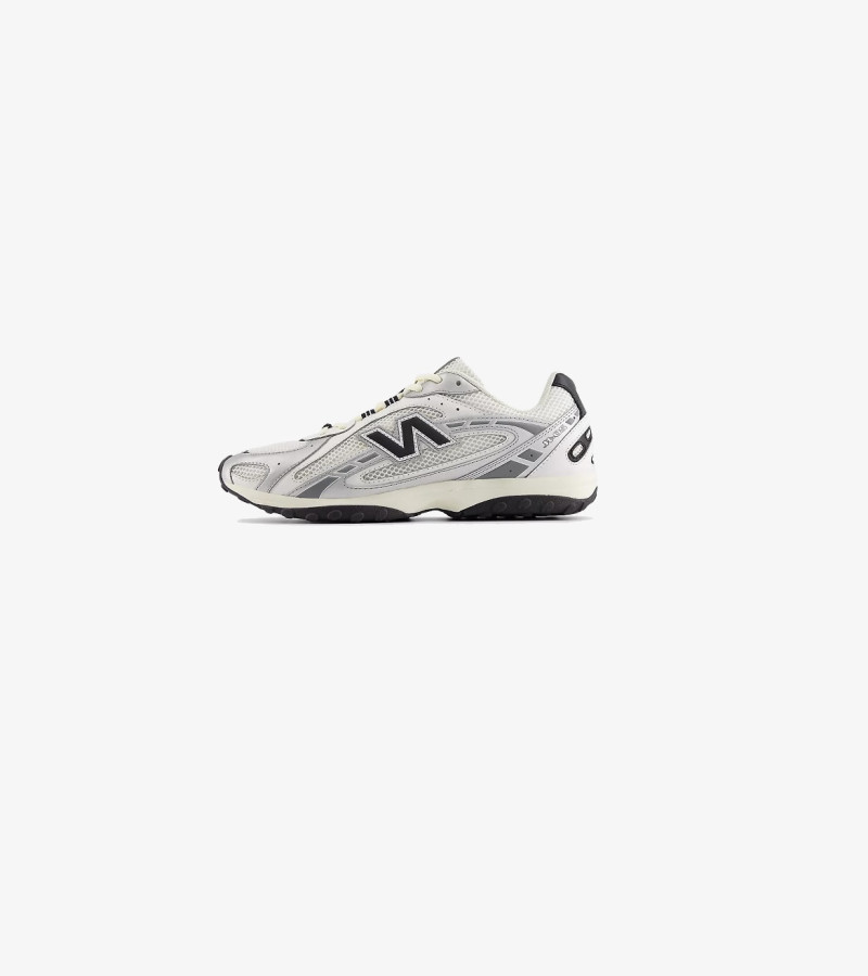 NB Balance 204L Silver Metallic Black